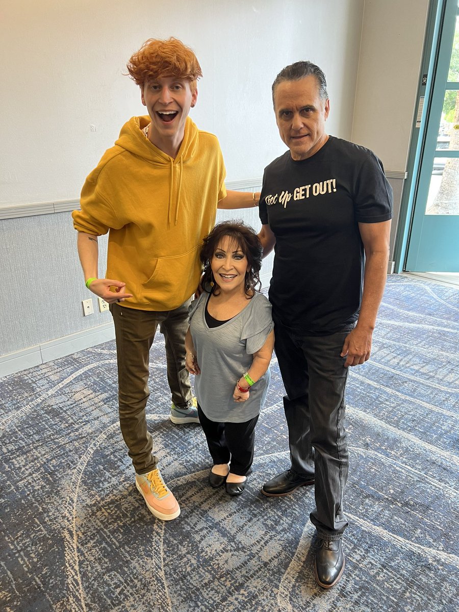 You never know who you’re going to meet at the #GHConvention. We’re so glad @mauricebenard could help @Peet5WEST make his mom’s daytime dream come true. 🎬 Check out his TikTok (<a href="/peetmontzingo/">Bugha</a>) to watch their scene now! #GH