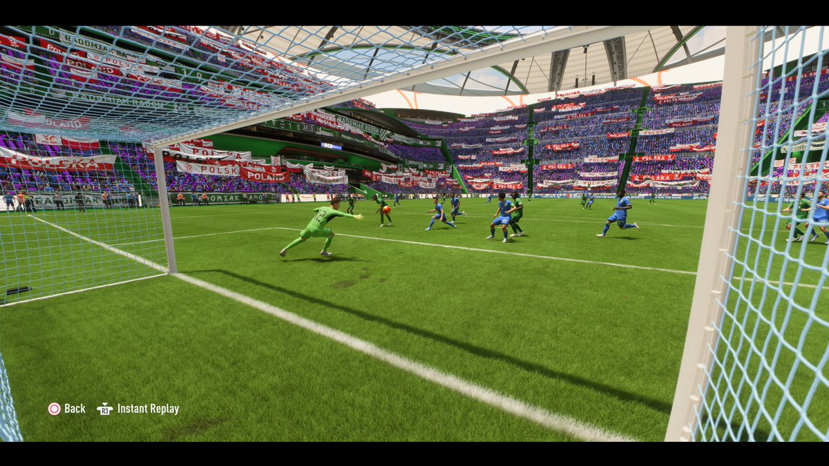 monsterstack's tweet photo. #PS5Share, #FIFA23 https://t.co/7i3LalTpfk