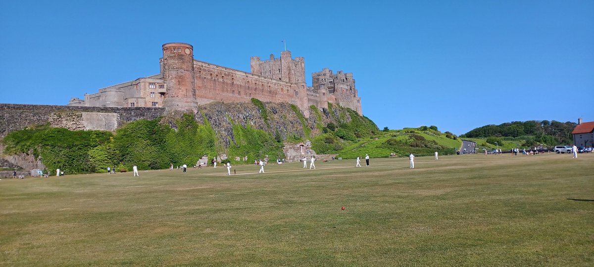 Superb day at Bamburgh Castle Cricket Club with the Lord Taverners playing Wooden Spoon in a charity game in brilliant sunshine. A fantastic occasion, graced by Phil Mustard, Marcus North and Rob Andrew. @discovernland @2northumberland @N_landCouncil @ThatsSoVillage