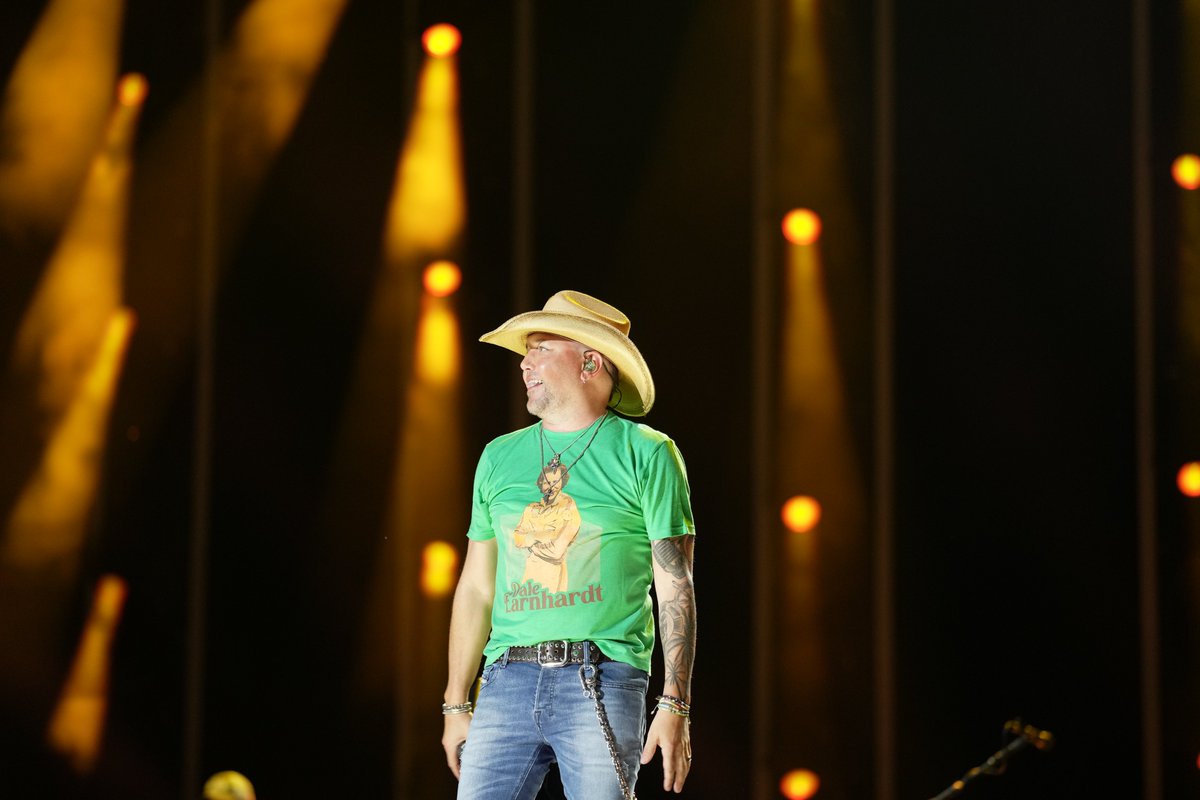 CountryMusic's tweet photo. About last weekend... we STILL cannot get over it!! 😍🎶 What was your favorite #CMAfest nighttime performance? https://t.co/JOklCikkR2