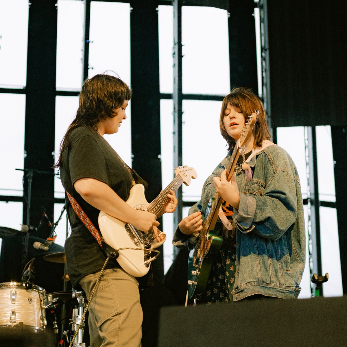 BMOPavilion's tweet photo. We were in our feels last night with @snarlsband, @TheAcademic, and @Louis_Tomlinson ❤️  We had the BEST night singing our hearts out with our new 
BFFs.

Missed out on the fun? Check out our full season lineup here: https://t.co/dqNZYU5kDF https://t.co/HeoMpv3PXm