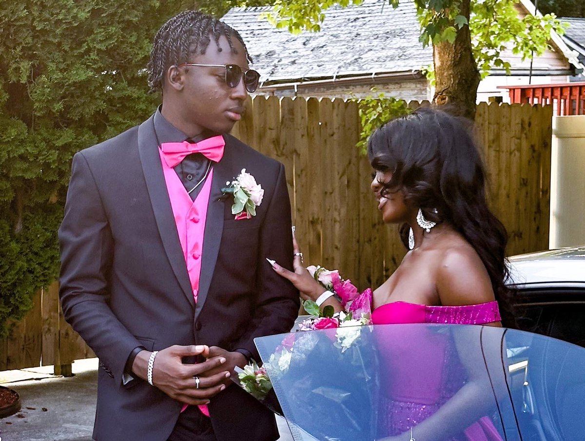 NBTHS_Banner's tweet photo. Senior Prom photos are posted! Visit https://t.co/gcyhSDmDs1 #nbthsbanner #nbths #graduation #seniorprom #nbths2023 https://t.co/1EMVMAmaX5