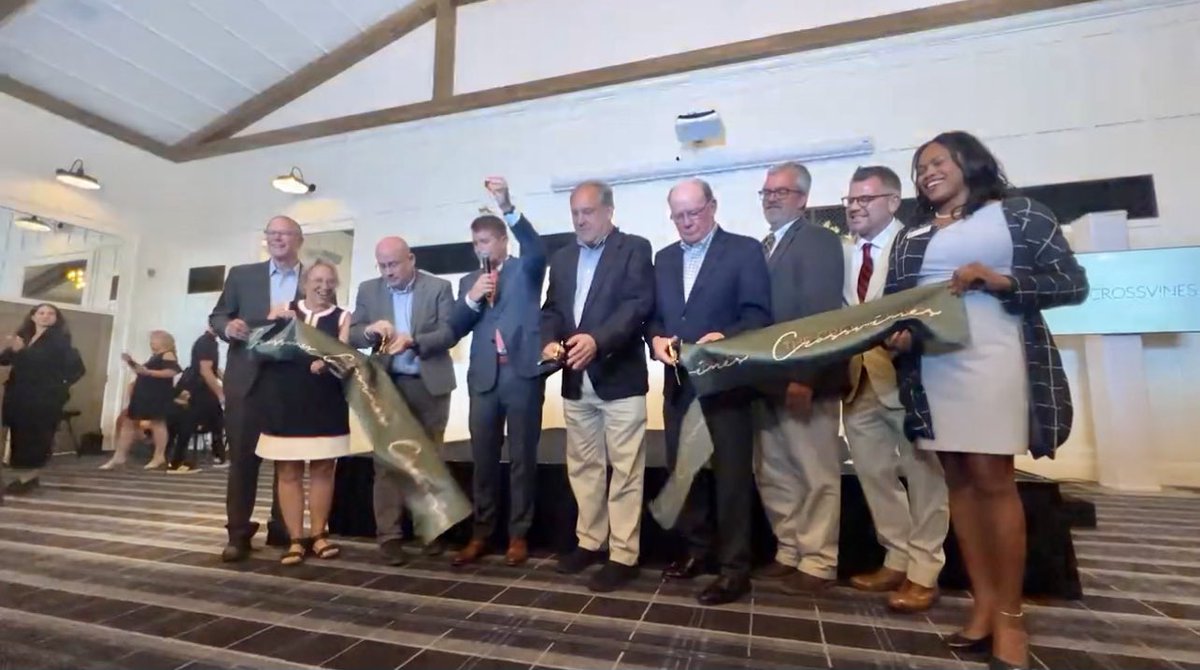 CM_Sayles's tweet image. So wonderful to attend the long-awaited grand opening and ribbon cutting for the #Crossvines in #Poolesville earlier this week! I salute the Montgomery County Revenue Authority and designer for helping launch this beautiful facility in our vibrant #AgReserve.