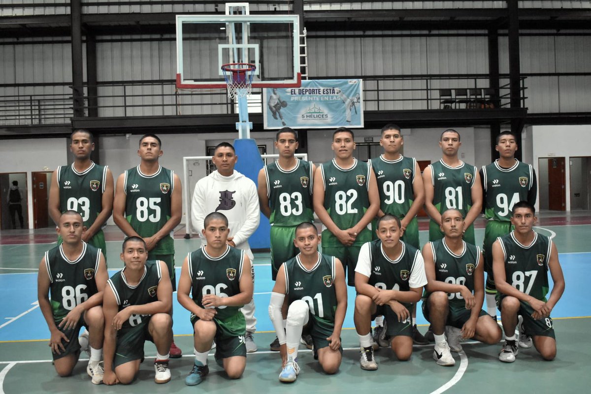 perufedup's tweet photo. ¡LO CELEBRA CHORRILLOS! 💚🏀🎉
La #EMCH derrotó 69-33 a la #EESTPP por la Liga Universitaria de Básquetbol Varones División Ascenso - Región Lima 🔝.

 📸 @acm_3007

SOMOS FEDUP, SOMOS DEPORTE UNIVERSITARIO 💙❤️ https://t.co/4cedc8OAYm
