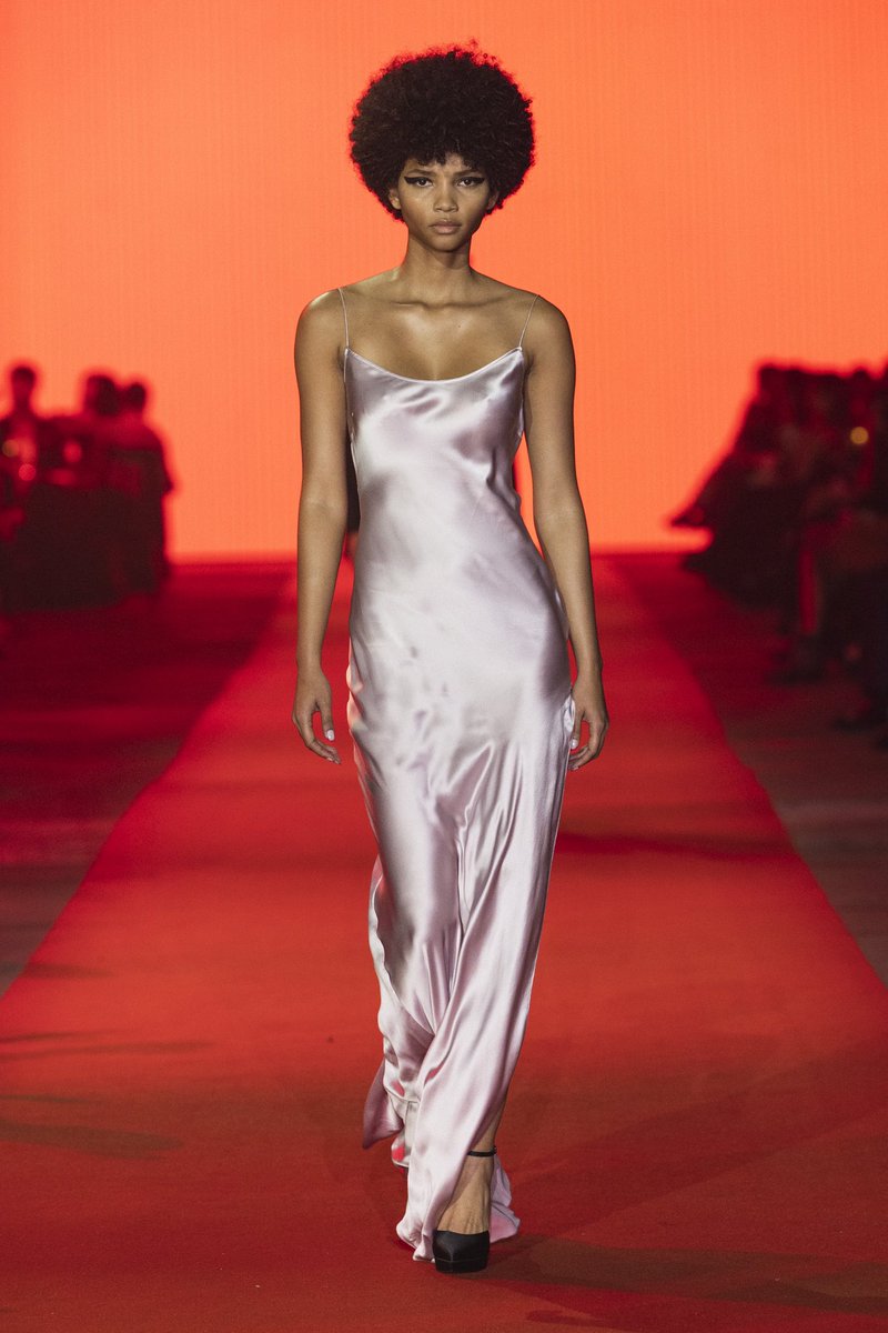 Australian Fashion Week tweet media