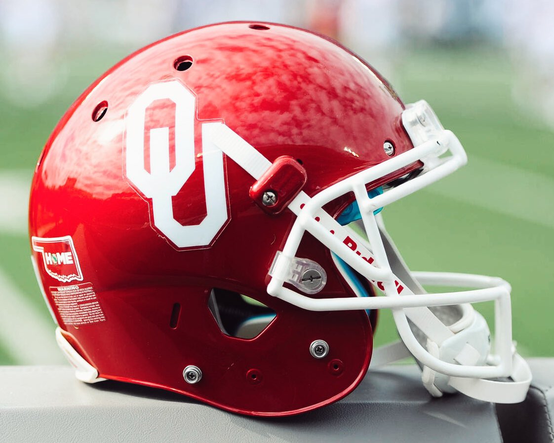 max-chadwick-on-twitter-jackson-arnold-vs-nico-iamaleava-twitter