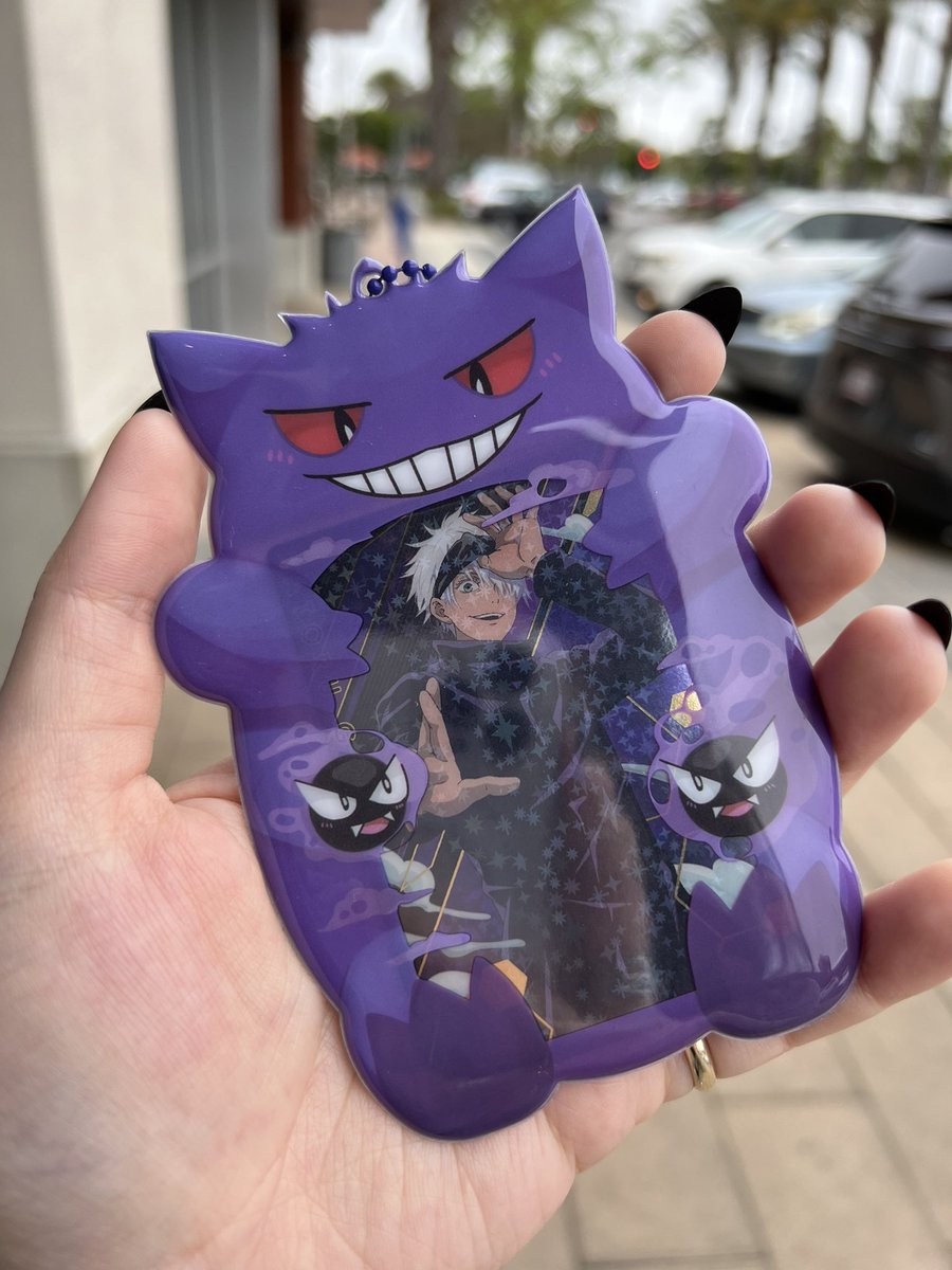 _amoreh's tweet photo. Look at these pretty pc holders from @guacagabs 🥺 https://t.co/niNiAN6GOo