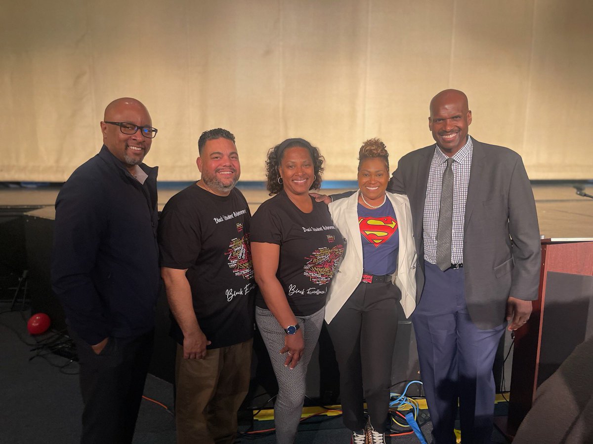 Dr. Roberta Scott tweet media