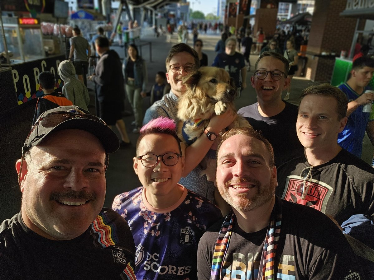 United In Spirit ⚽️⚫🔴🟢🟡💙💪 tweet media