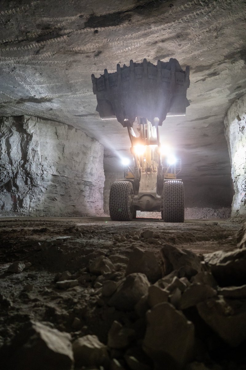 ScottysPaving's tweet photo. A glimpse into our underground quarry operations in Leitchfield, KY 🪨

#QualityPavestheWay https://t.co/EUMUCJOQGU