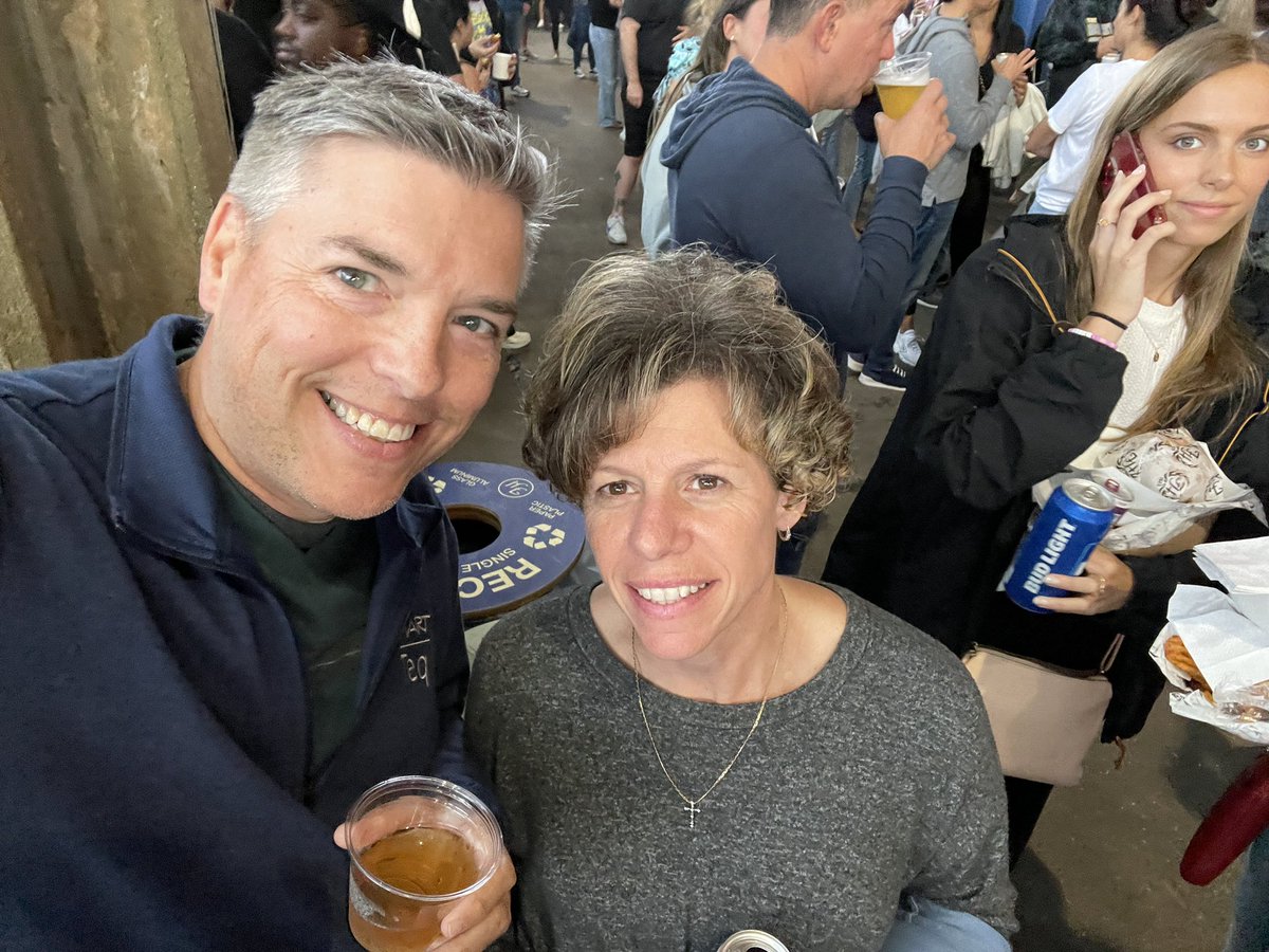 mjtteach's tweet photo. We are excited to see @bertkreischer #fullyloadedcomedy @ForestHillsStdm Thanks to @1023WBAB and #deadguyintheenvelope @RogerWBAB #rogerandjp https://t.co/3Fzlc4M9EG