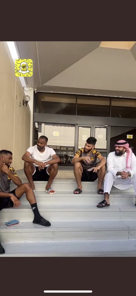 m2131h's tweet photo. ككلمة وصف لي هذي الصورة https://t.co/agIn1lJb8W