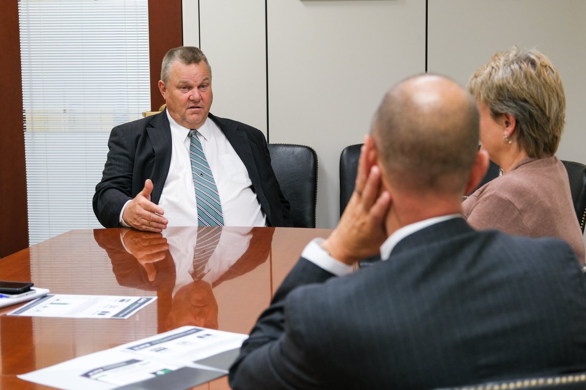 SenatorTester's tweet photo. Common thread across my meetings today with Montana auto dealers, small business owners, steelworkers, and nonprofit leaders: Washington is full of folks who just don't get rural America.

I'll keep taking my cues from Montanans and defending our rural way of life in Washington. https://t.co/exbYzQqTRB