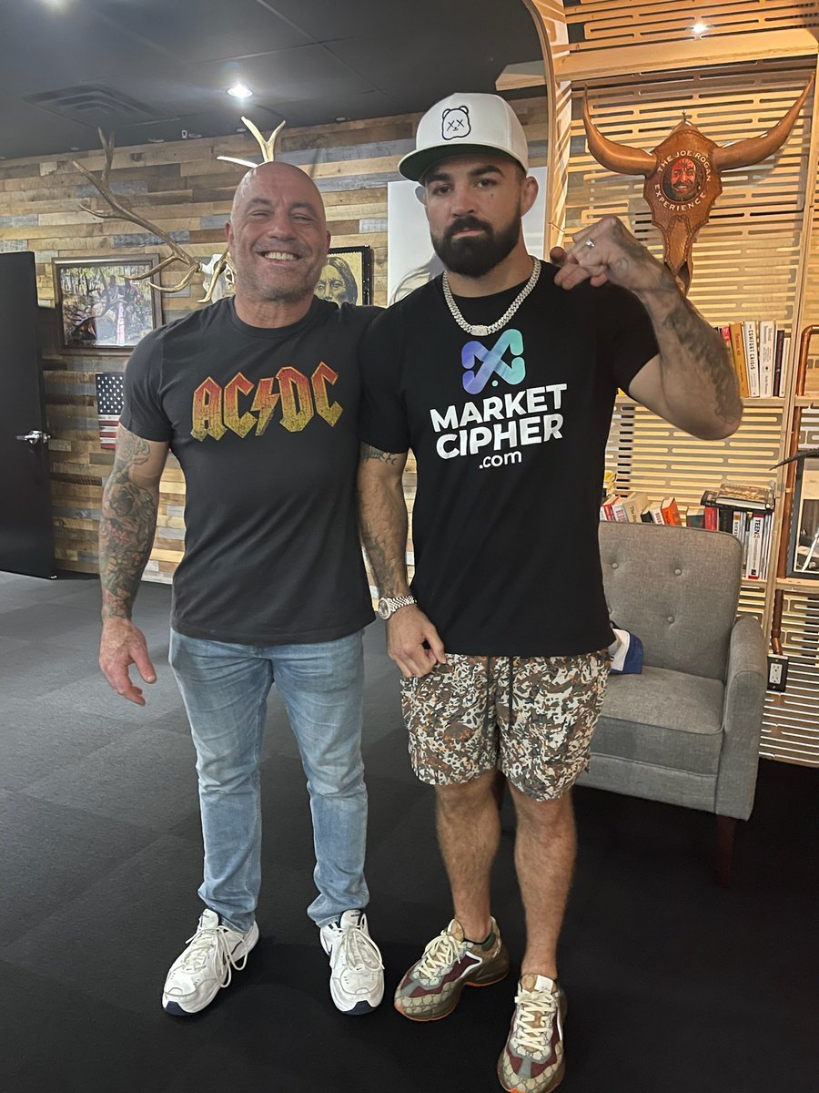 CryptoFace tweet media