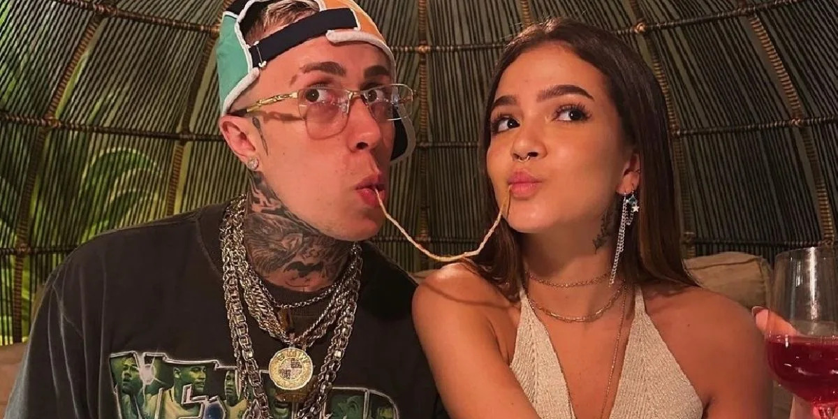 _poderaopovo's tweet image. Foi confirmado que o relacionamento entre MC Daniel e Mel Maia chegou ao fim. Por meio das redes sociais, o cantor mandou um recado para a atriz.

MC DANIEL E MEL MAIA

“Conversei com o psicólogo ontem, conversei hoje. #termino

poderaopovo.com/mc-daniel-mand…