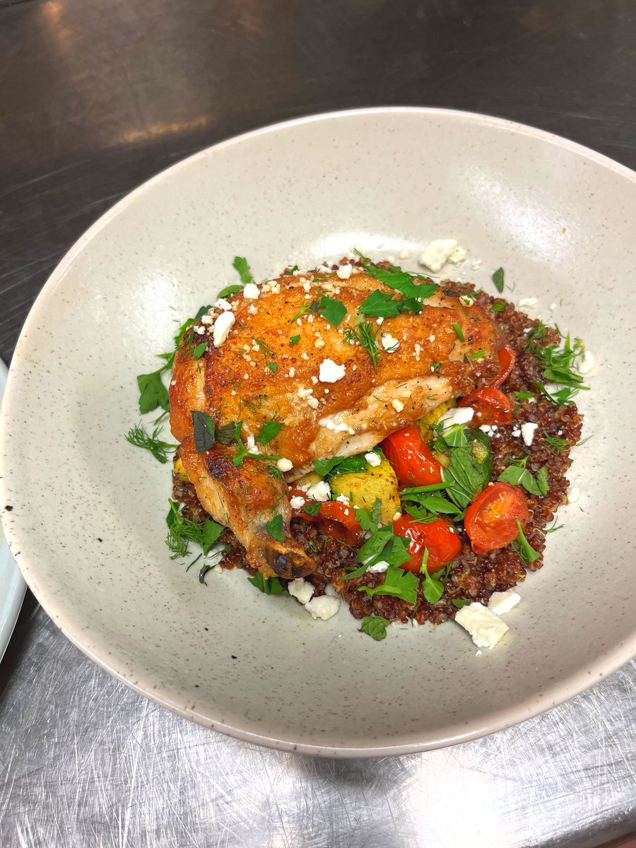 OcotilloGolf's tweet image. Does this post make you hungry? Thank you to everyone who joined us last night for our 1st Dining Series at Ocotillo! Compliments to Chef Scott for putting together an incredible menu. Save the date for the next one on June 27! 🍽️

#liveconnectplay