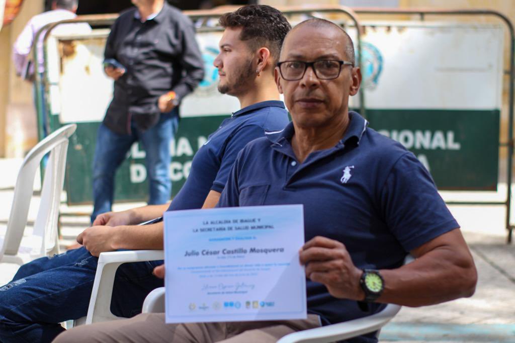 Alcaldiaibague's tweet photo. ¡Hoy el protagonista eres tú, gracias por donar vida! 🩸 En la conmemoración del Día Mundial del Donante de Sangre es para que te animes a ser parte de este grupo aliado vital de la salud. #DonaVida #DonaSangre y #Compartela 🫀💉🏥 https://t.co/FKBzCNqM6b