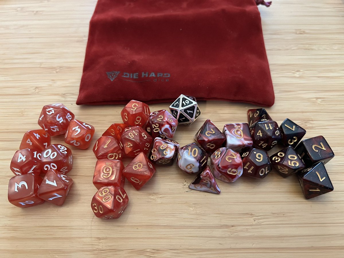 CdiGanon's tweet photo. I am not immune to dice. Big thanks to @Death2Divinity_ and @dieharddice for this awesome set inspired by @bearzerky character Gideon!! https://t.co/0SIh3iKx7b