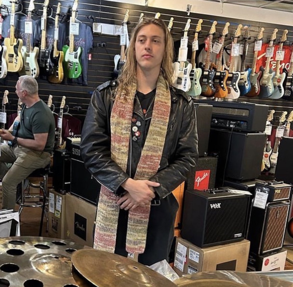 at guitar center with my fiancé ❤️❤️❤️#thankful he’s helping me pick out a sustain pedal 🎸