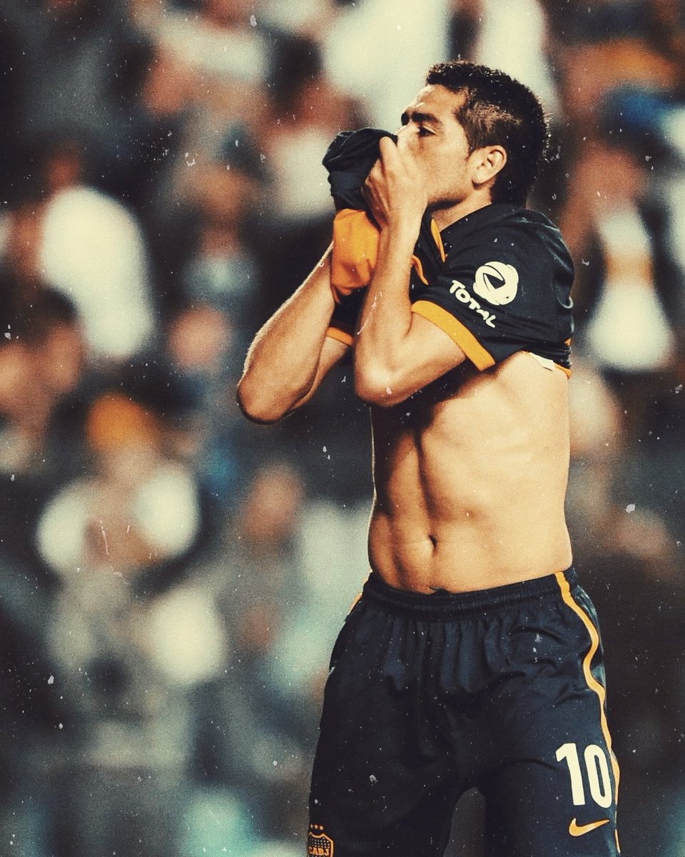 #Riquelme "Vivo una película que es HERMOSA, ojalá que no termine nunca".