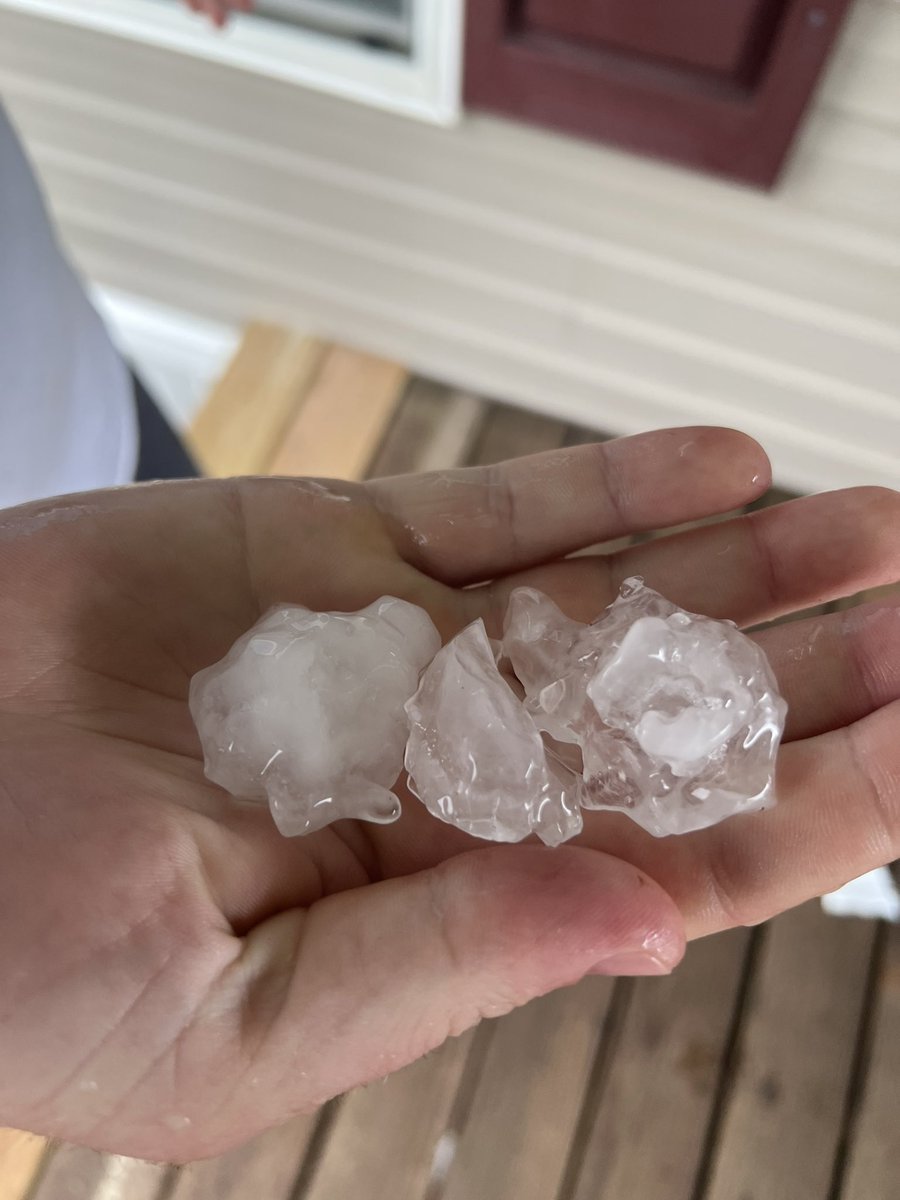ambergn's tweet photo. Hampton, AR https://t.co/9XwkUgVxje