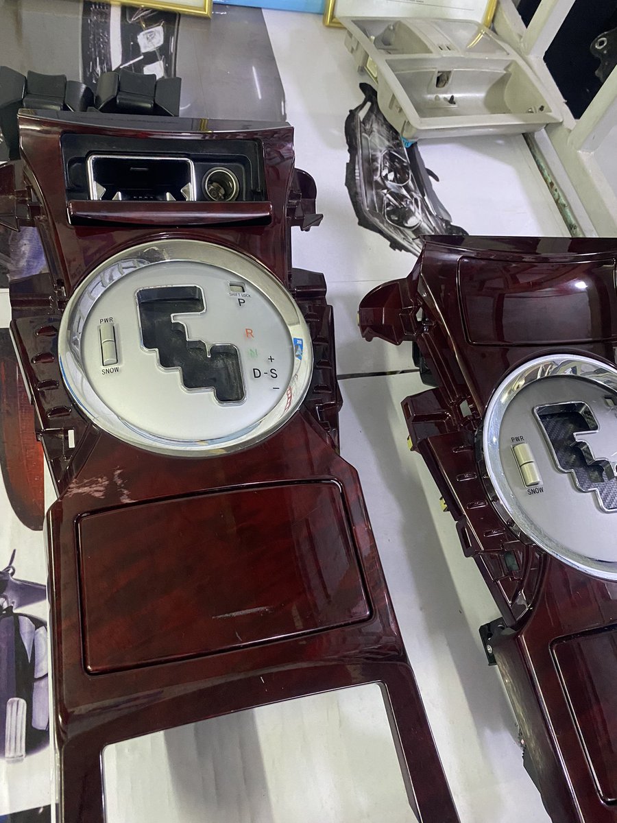 The_x_plug's tweet photo. Mark X grx120 2004-2009 Gear lever consoles, Ac Vents Available.
Toyota crown 2008-2010-2012
Gear lever consoles Available 

Call text or WhatsApp 0723461219

Visit lower kirinyaga shopping mall shop number SB14 https://t.co/h0iGqzBK3v