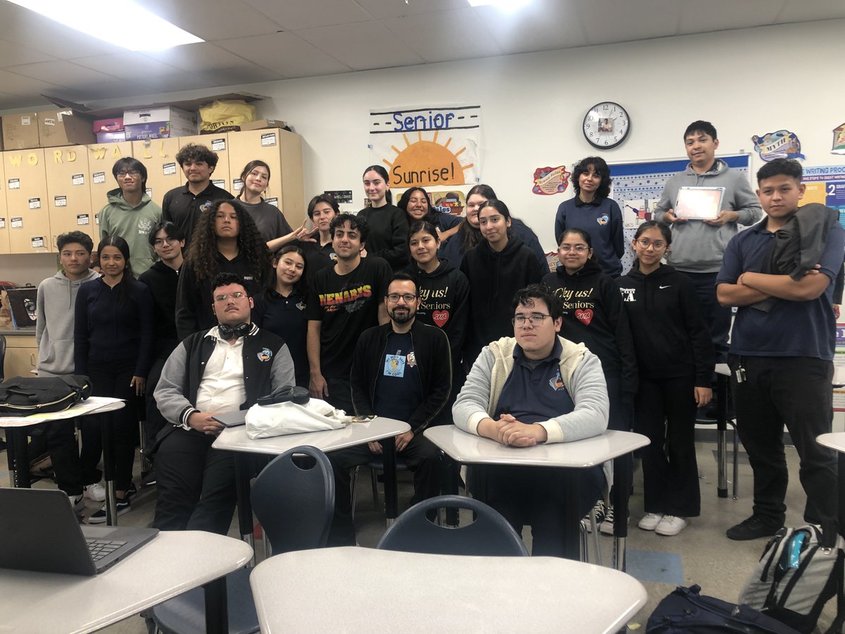 msa1reseda's tweet photo. We know our 2022 - 2023 school year is coming to an end. Tomorrow many of our amazing students will be graduating in light of all the achievements they have worked towards to.
Our students and parents have worked hard to reach this milestone in this school year. Congratulations! https://t.co/mcYSl9rPfd
