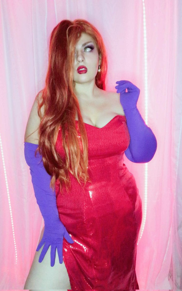 I'm not bad.. I'm just drawn that way #JessicaRabbit #whoframedrogerrabbit # jessicarabbitcosplay