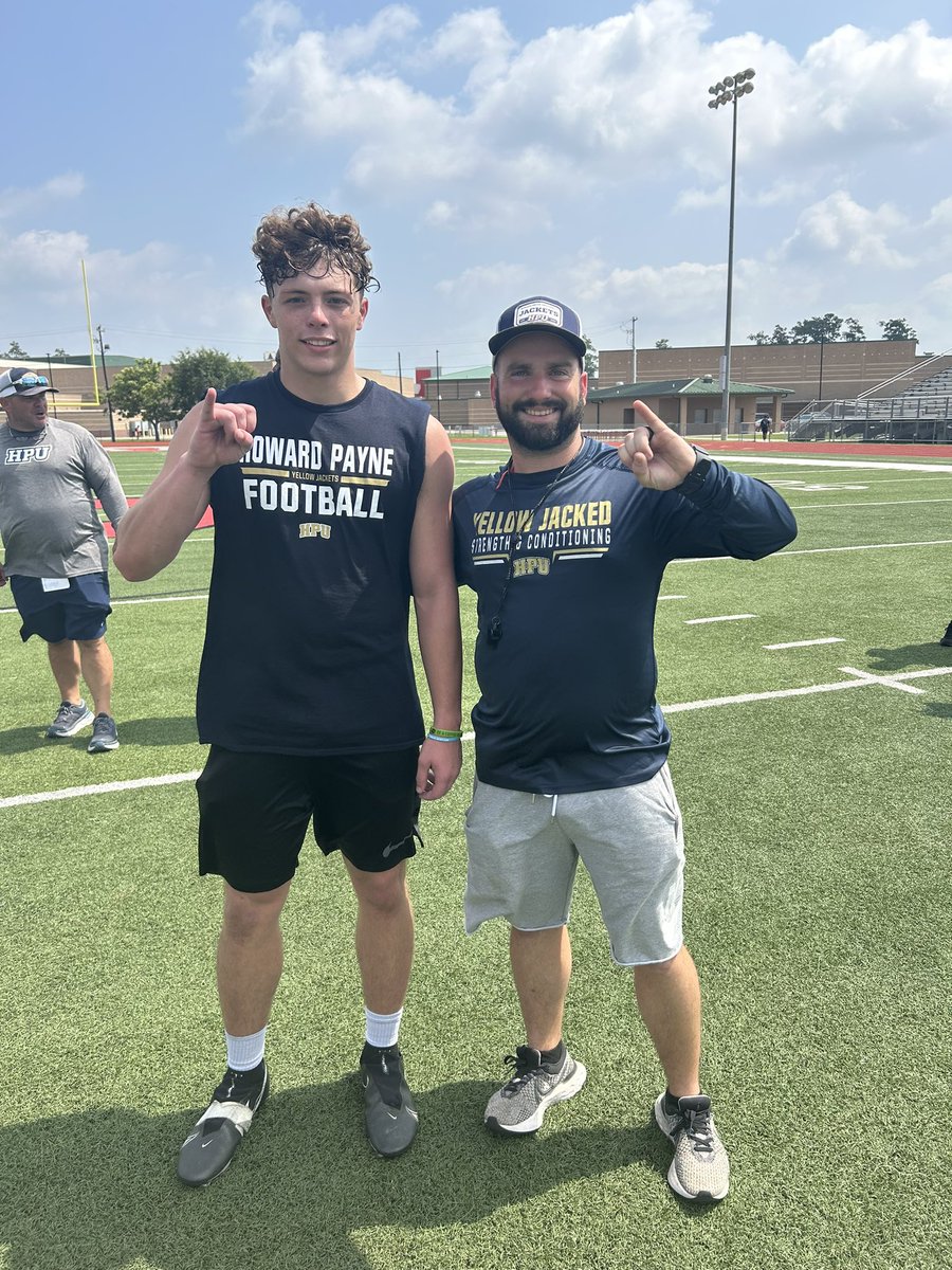MasonGDonovan13's tweet photo. After a great camp and an even better talk with the coaches of Howard Payne University, I’m am excited to announce that I have received my first offer!!!!
@CoachBachtelHPU @TyBachtel @CoachCadeGray @HPUFootball @CoachJDCary @CoachDeBesse @Alanweddell12 @BwoodBucsFB https://t.co/ouEVC8t7AZ