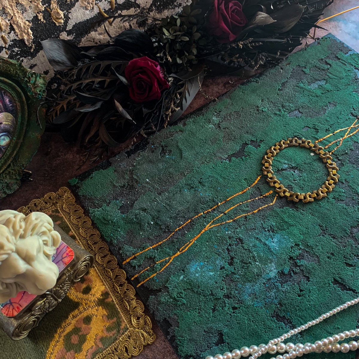 MirageEight's tweet photo. 𓂃٭𓈒𓏸
Mirage ∞ ~Eight~ Original Board

ヴィンテージの真鍮チェーンを贅沢に使用して作った、撮影・背景・アートボード。

#背景ボード
#撮影ボード
#アートボード
#ヴィンテージ
#真鍮チェーン
#一点物 https://t.co/nwuJEOVYu8