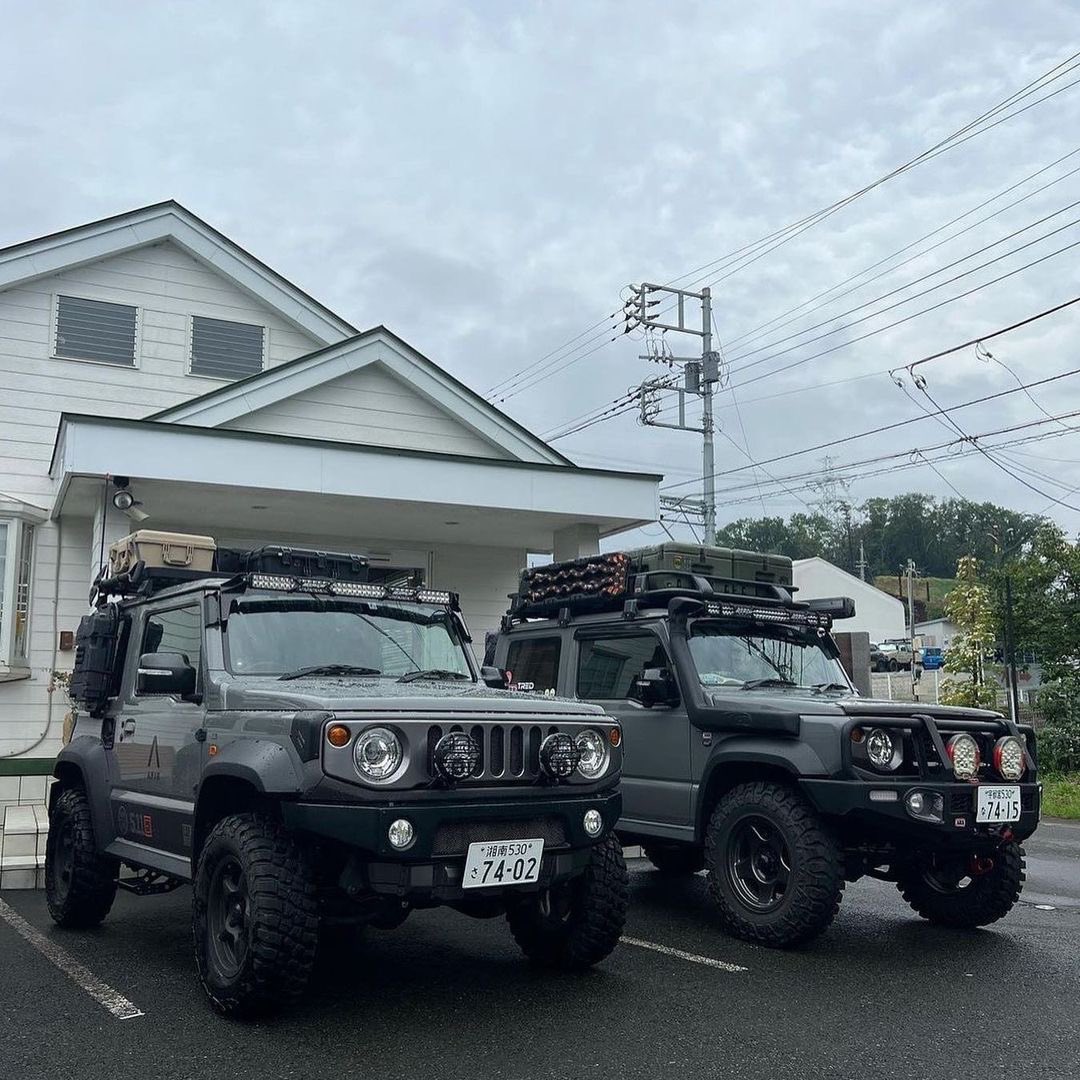 arb4x4jp's tweet photo. #ジムニーシエラ×#ARB4x4
#ARBバン��ー
#ARBルーフラック
#ARBサイドオーニング
#ARBジャッキ
#ARB×#TREDPRO リカバリーボード
ARB インテンシティSOLIS フォグ
Thanks
#アピオ 様@JimnyApio
.
#APIO #arb4x4jp
#ジムニー #JB64 #JB74 #Jimny
#オフロード #キャンプ #アウトドア
Photo@s_u_g_i_74 https://t.co/e638knJ7Eg