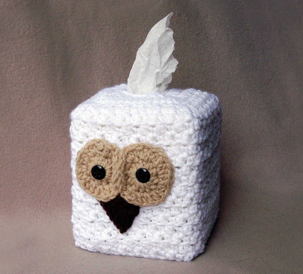 🦉🦉🦉 JUST LISTED!
White Owl Decor Tissue Box Cover!
etsy.com/NutmegCottage/… #OWL #decor #homedecor #etsy #pottiteam #thursdayvibes #gift #fun #forsale