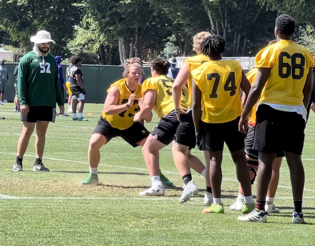 MorseColven's tweet photo. Had a great day @SacHornetsFB Rising Stars Lineman Camp today. Wish I could have gone to day 2. Thanks to all the coaches and players.
#DORES23
#TrustTeamCommitment https://t.co/GX1JKlNPfE