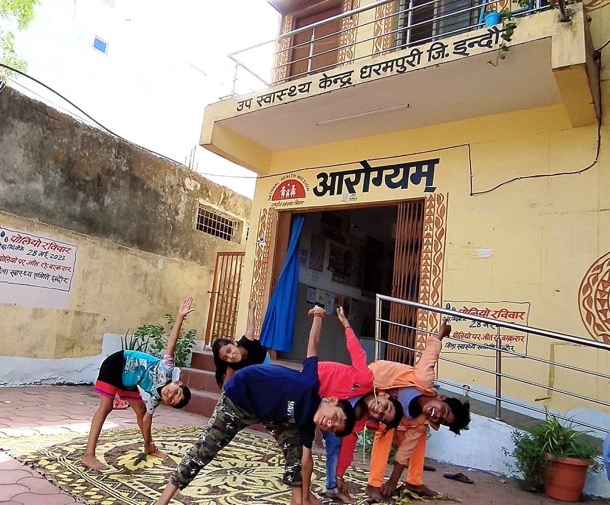 RashmiPandeyIND's tweet photo. Swasthya Mela celebration Overall Well being #cyclothone @NHM_MP @USAID_NISHTHA @Jhpiego
@swatim80 @ABHWC_MP
@MoHFW_INDIA @hwc_mp
@shirish0788 @PratikM22167686 @DrBharatippawar @mansukhmandviya @AyushmanHWCs @ChouhanShivraj @UNICEFIndia @vishalchauhan_1 @DrRoshni17 https://t.co/NXGGgm0rrj