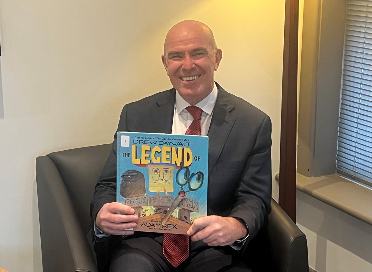 Principal Gerard Foley is reading his favourite book, The Legend of Rock Paper Scissors by Drew Daywalt this evening at 6.30pm. Brush your teeth, get your pyjamas on, and log in to Zoom for this special event. lnkd.in/dp8uQP5x

#clickandconnect