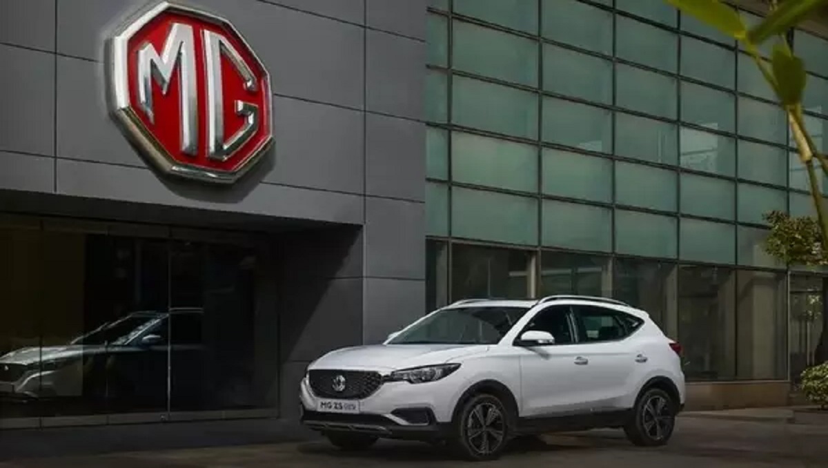 Mahindra & Mahindra, Hinduja Join Race to Buy MG Motor India Stake.

Mahindra & Mahindra (@MahindraRise ) and the @hindujagroup, Promoter of @ALIndiaOfficial have joined the Race to Acquire a Significant Stake in @MGMotorIn  a wholly-owned arm of @SaicMotormg 

#MGMotor