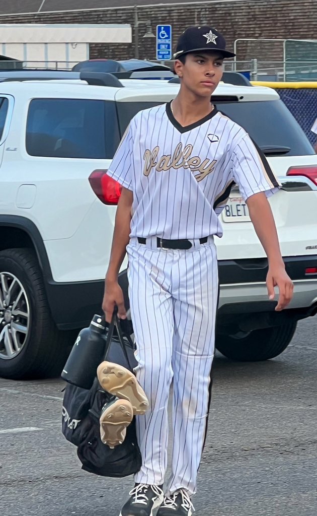 <a href="/ncvalleybasebal/">NorCalValleyBaseball</a> 2025 beat Top Level 16U Select 4-2 <a href="/ProspectWire/">Prospect Wire</a> 2023 San Diego Invitational. 

<a href="/CollinsSchluer/">Collins Schluer</a> (LHP/1B) got the win for NorCal Valley. He  went 3 1/3  innings, allowing 0 runs on 3 hits, 7 K’s and 1 walk.  

63 pitches w/ 41 Strikes

#Uncommitted
<a href="/PW_Players/">Prospect Wire | Player Spotlights</a>
