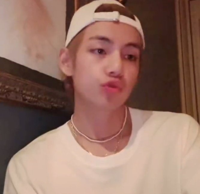 😗
