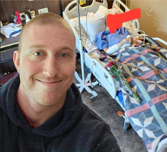 The hospital bed this psychopath is gloating over is occupied by the father of an LGBTQ activist who exposed this piece of shit for what he is. 

The man is in palliative care. 

These FUCKING GHOULS are subhuman. 

And guess who he votes for!! Just guess!

1/2
