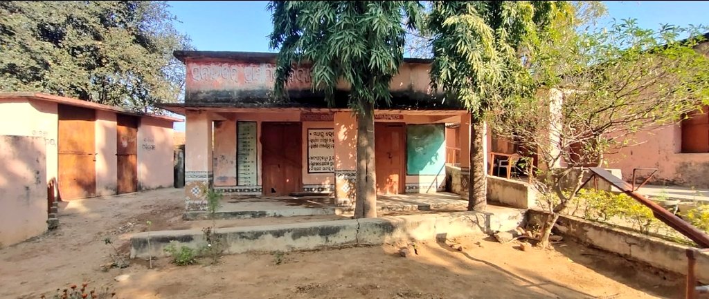 AswiniJurno's tweet image. "📢 Urgent Appeal to Hon'ble Chief Secretary @PradeepJenaIAS Sir: Ensuring the safety of our students must be our utmost priority. Kindly consider directing @PRDeptOdisha @DMBargarh to address the safety concerns at #Sandadar School.  #StudentSafetyMatters #EducationFirst 🏫"