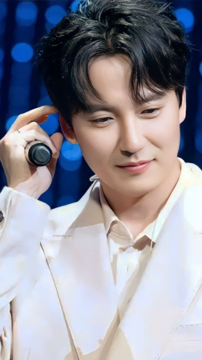 AyaKadir's tweet photo. As always.. im melting ❤️ #kimnamgil https://t.co/DPNfi1z3Tm