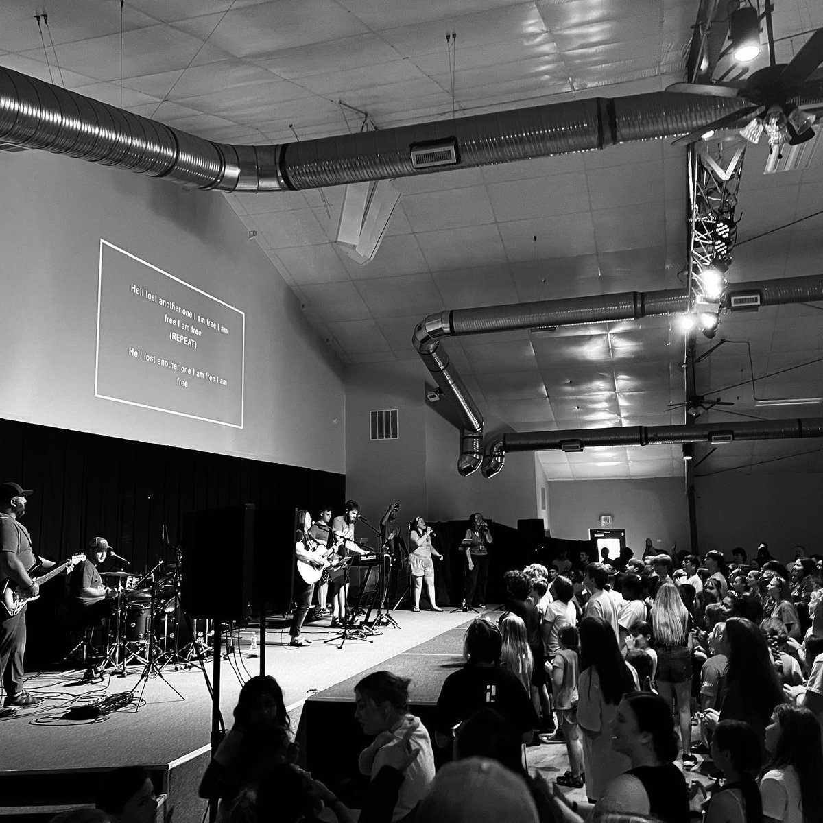 ncunextgen's tweet photo. Camp is like the hundreds of suddenlies that took place in the Bible - An interruption by God into our regularly scheduled lives

•Almost 100 salvations
•Dozens set free from addictions
•A dozen+ healed

#stumin #ythology #genz #alphagen #nculife #InstituteForNextGen #camp https://t.co/6pdZ2jmNSz