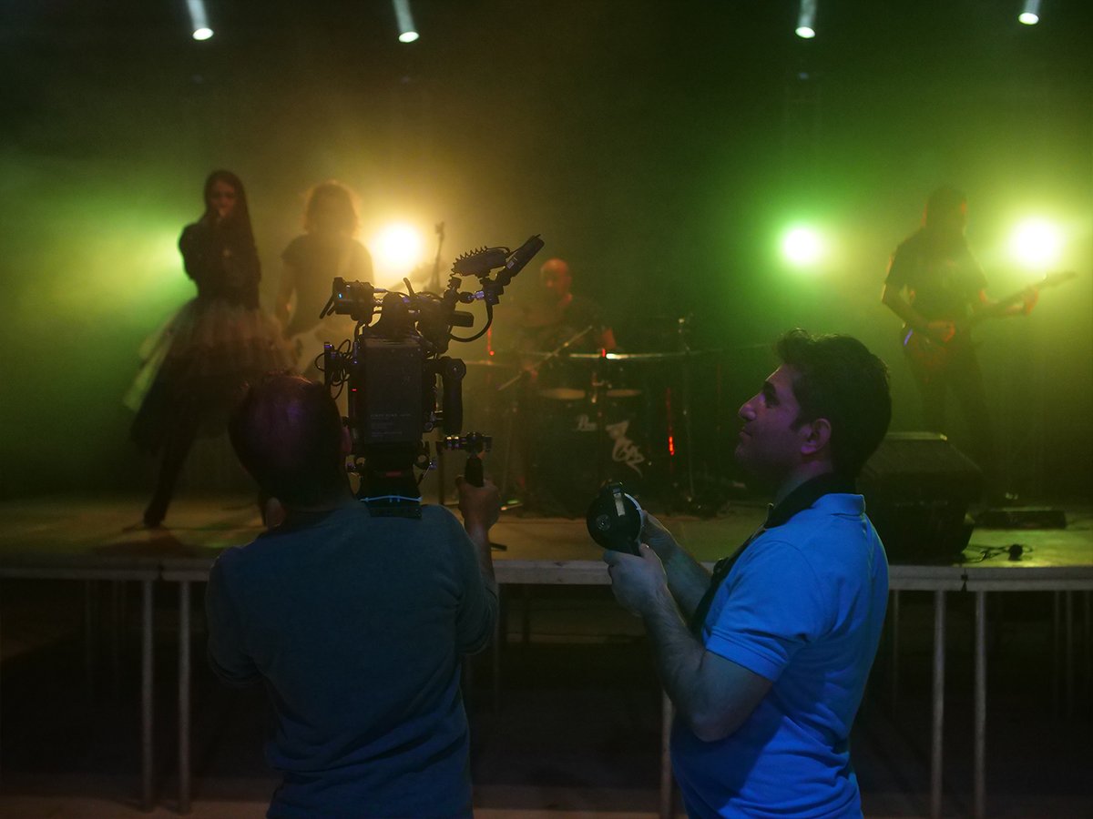 Forbidden To See Us Scream In Tehran Film tweet media