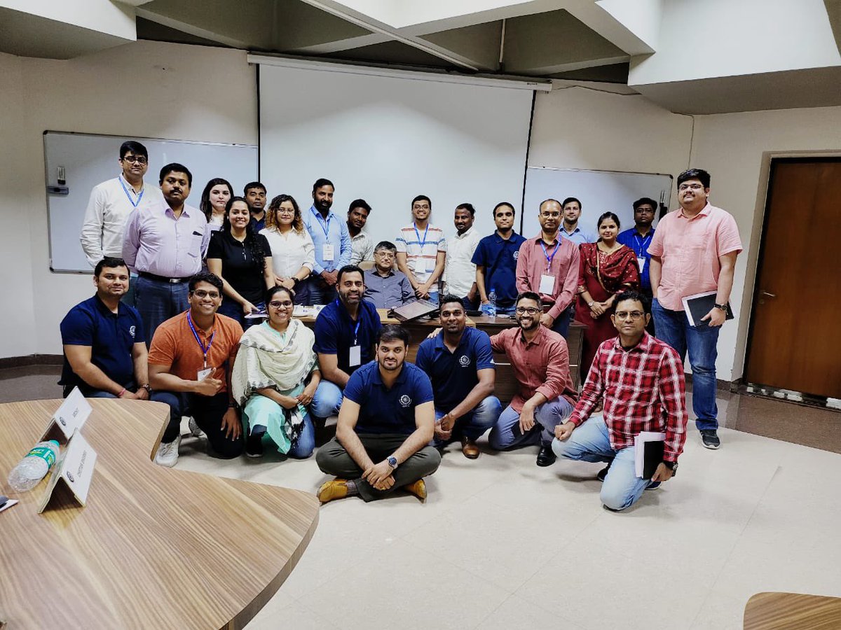Archit000's tweet photo. Had a really intellectual, informative and fruitful session with Professor @rajat_bose at @IIM_Calcutta campus. 
Thanks for the guidance and knowledge shared sir 🙏 https://t.co/XarJafGD9f