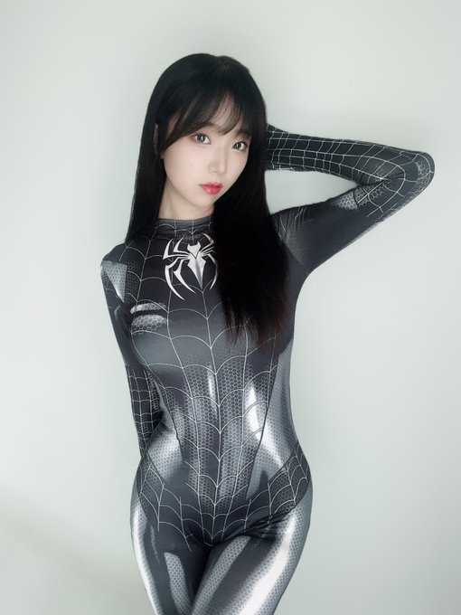 Twitterのコスプレ画像15
