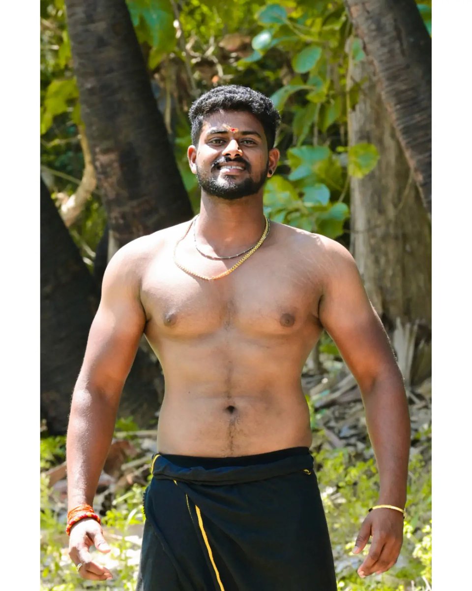 TamilGa16818619's tweet photo. https://t.co/mXxTABWbjC