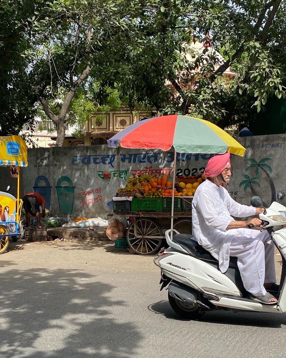 New Delhi, juni, solrig og 41 grader