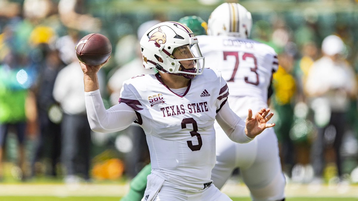 MLBnumba80's tweet photo. Will Be Attending Texas State camp very very soon keep you posted #bobcats #texas #texasstate #txhsfb https://t.co/GrMGurStde