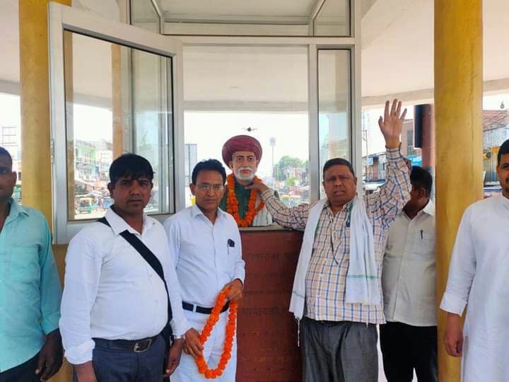 मुलनिवासी नायक
#IndiaBole_BanEvm