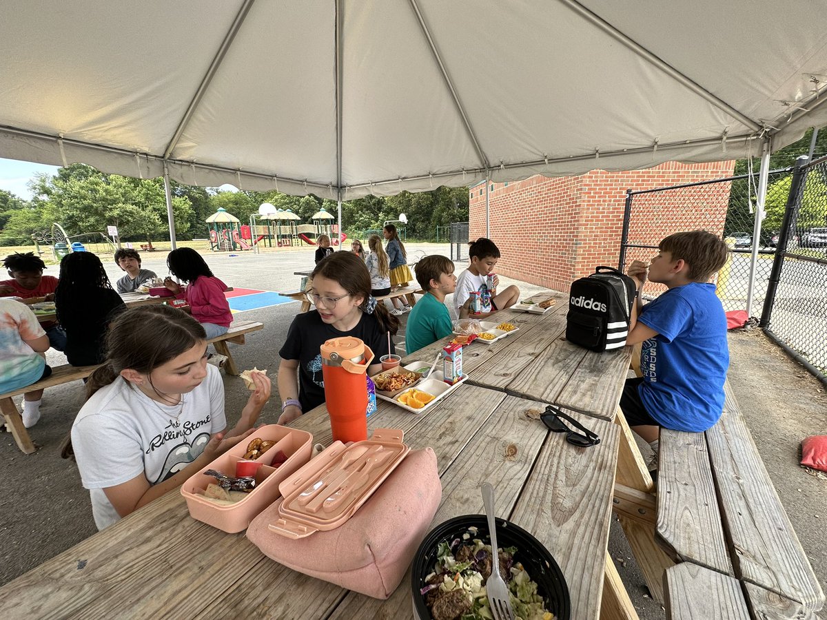 Miss Piper Johnson tweet media